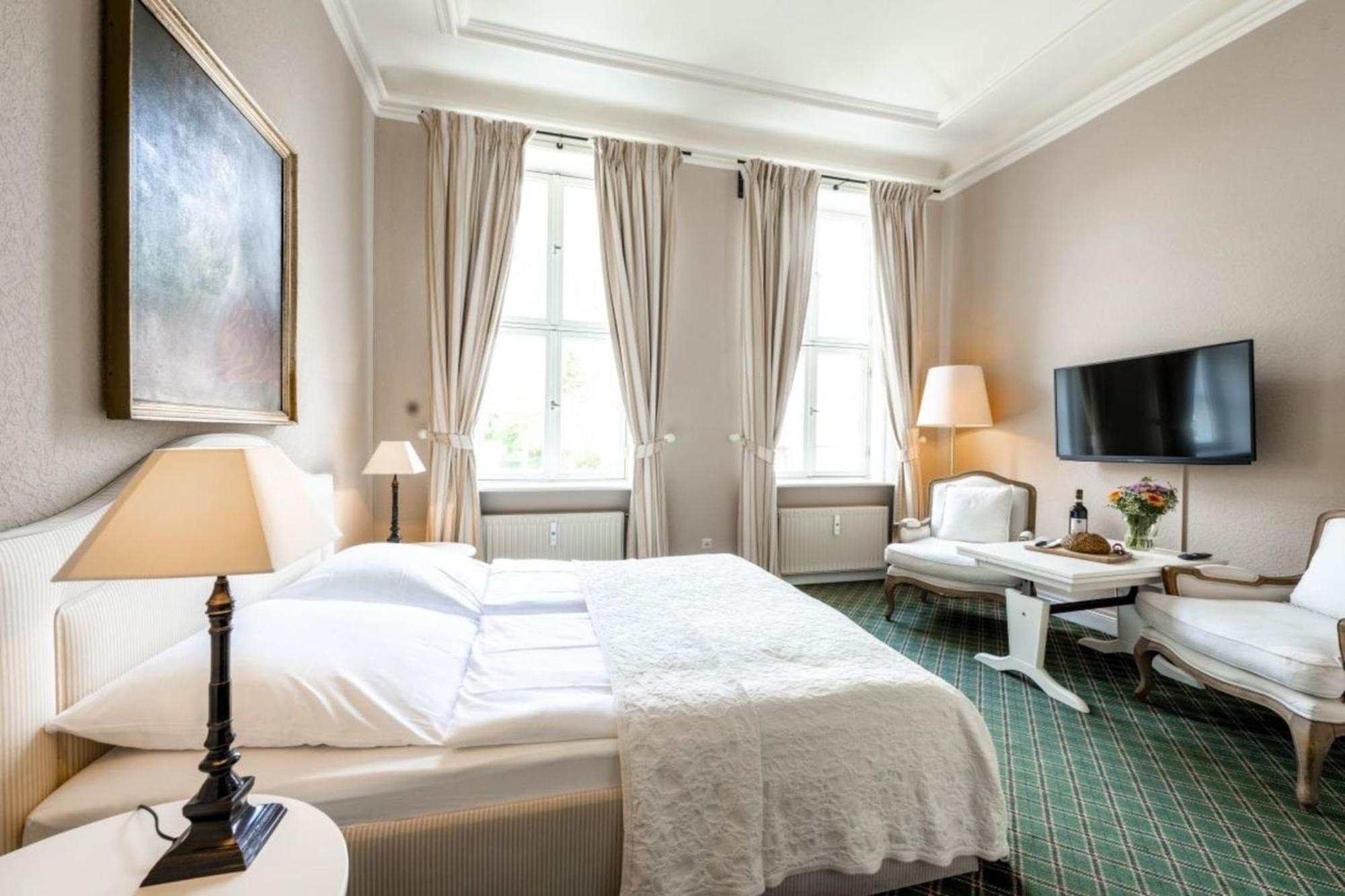 Herrenhaus Appartement 4 Luedersburg エクステリア 写真